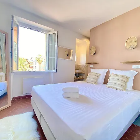 Sablettes Beach-plage-vue Mer-centre * Menton